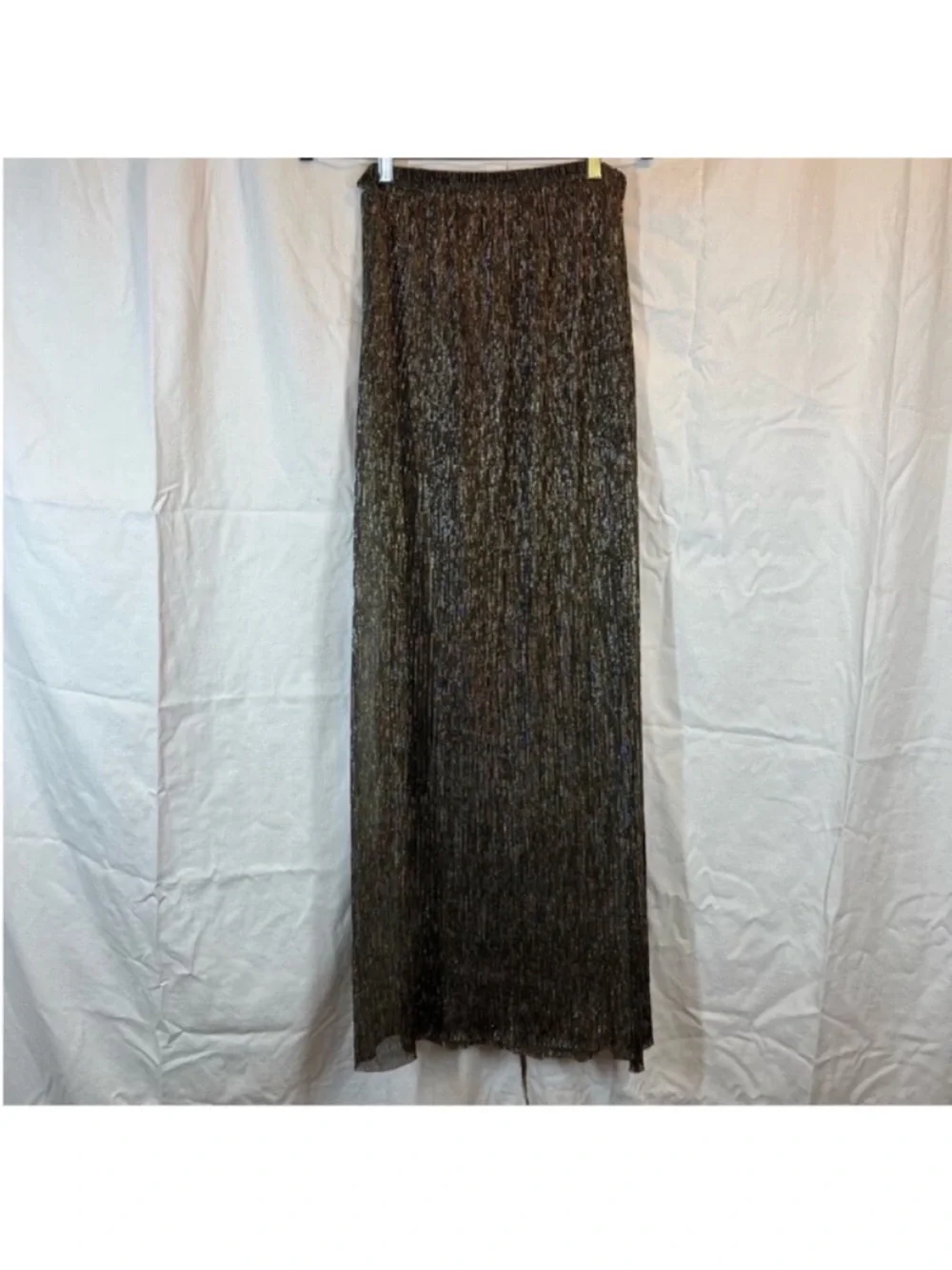San joy Boutique Metallic Gold Shimmer Crinkle High Slit High Rise Maxi Skirt